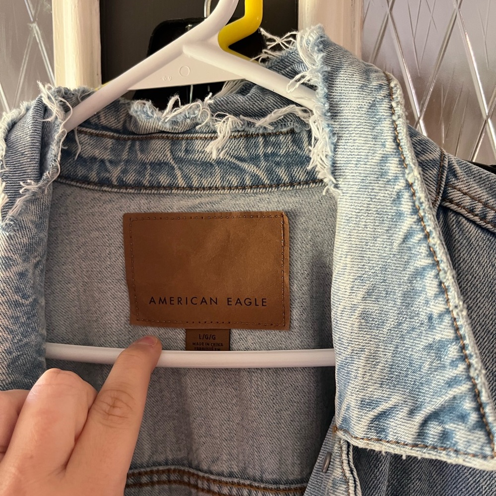 American Eagle Outfitters Light Blue Jean Jacket - Picture 2 of 8